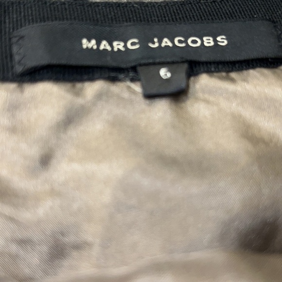 Marc Jacobs Diamond Crochet Overlay Pintuck Pencil Skirt Size 6 Taupe/Grey - Picture 10 of 13